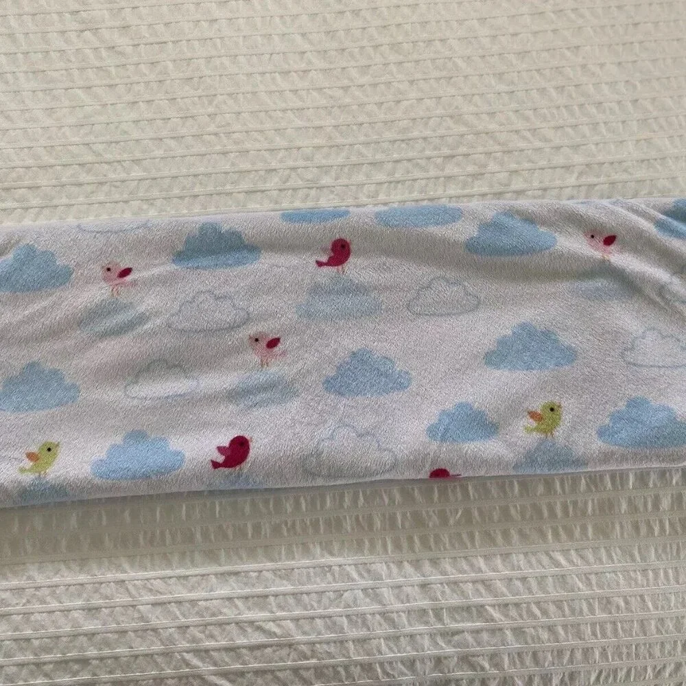 Circo White Clouds Soft‎ Fleece Blue Sherpa Back Baby Blanket Pink Green Birds